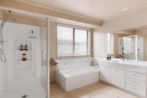 Photo of property in 86 Longview Drive, Papamoa Beach, Papamoa, 3118