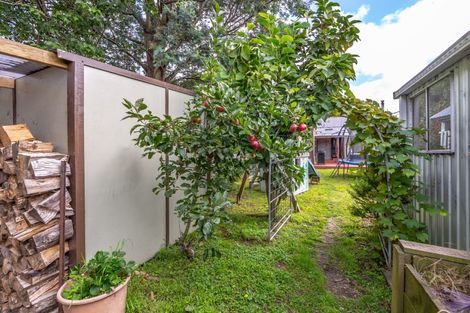 Photo of property in 11 Waite Street, Featherston, 5710