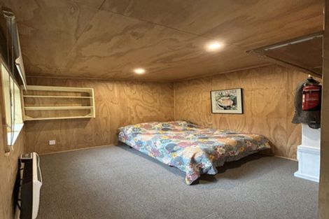 Photo of property in 90 Glenmore Street, Northland, Wellington, 6012