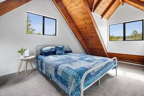 Photo of property in 1/30 Simon Ellice Drive, Bayview, Auckland, 0629