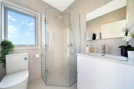 Photo of property in 400 Main Road, Huapai, Kumeu, 0810