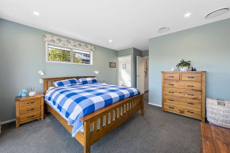 Photo of property in 8 Whincops Road, Halswell, Christchurch, 8025