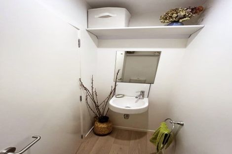 Photo of property in 88 Roxburgh Street, Mount Victoria, Wellington, 6011