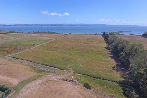 Photo of property in 124 Dell Road, Waiau Pa, Clarks Beach, 2679