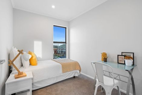 Photo of property in 12 Hema Road, Hobsonville, Auckland, 0616