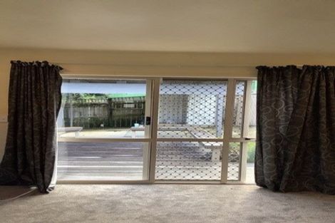 Photo of property in 1/40 Edgeworth Road, Glenfield, Auckland, 0629