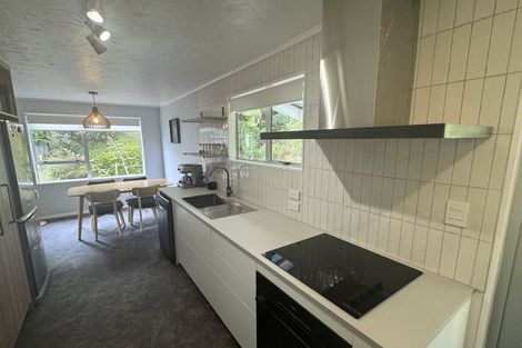 Photo of property in 56 Hathaway Avenue, Karori, Wellington, 6012