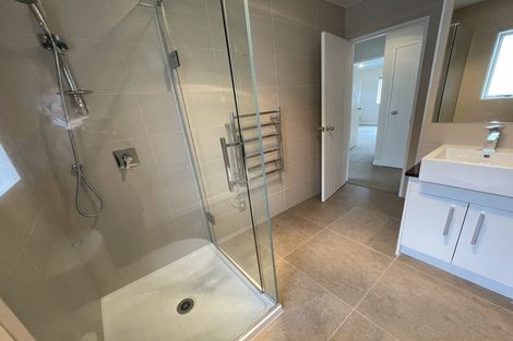 Photo of property in 30 Dromoland Drive, Flat Bush, Auckland, 2019