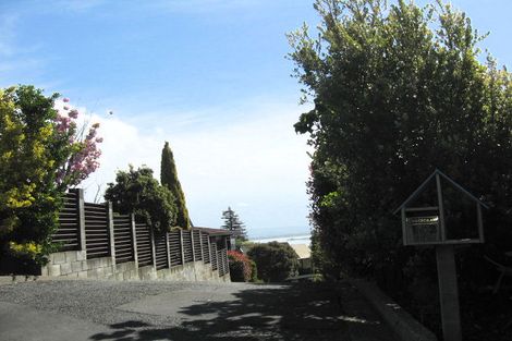 Photo of property in 102 Arapiki Road, Stoke, Nelson, 7011