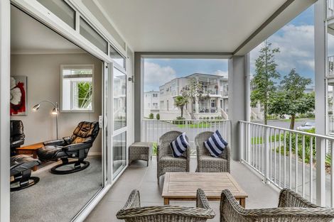 Photo of property in 63 Parkside Drive, Orewa, 0931