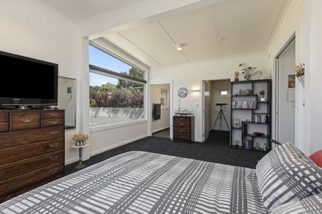 Photo of property in 41 Punga Street, Tangimoana, 4822