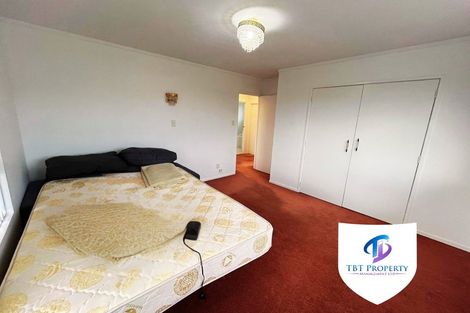 Photo of property in 20 Boundary Road, Blockhouse Bay, Auckland, 0600