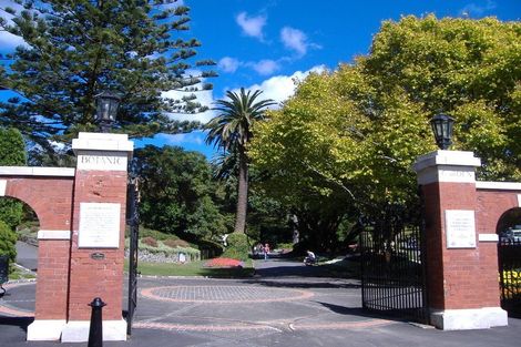 Photo of property in 12/10 Pitarua Street, Thorndon, Wellington, 6011