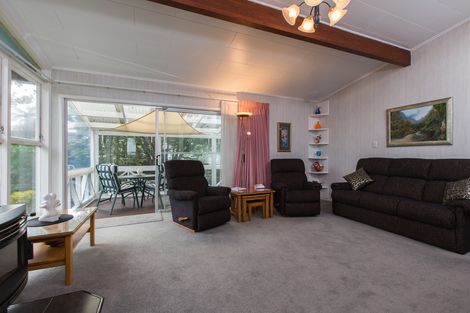 Photo of property in 4 De Thiery Place, Pakuranga Heights, Auckland, 2010