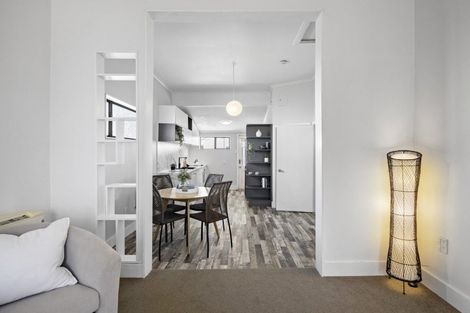 Photo of property in 358 Adelaide Road, Newtown, Wellington, 6021