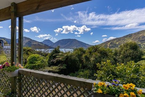 Photo of property in 56 Moenui Road, Havelock, Picton, 7281