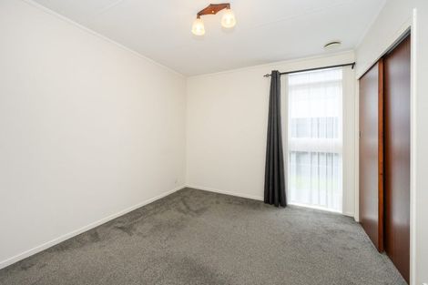 Photo of property in 9 Palliser Place, Milson, Palmerston North, 4414