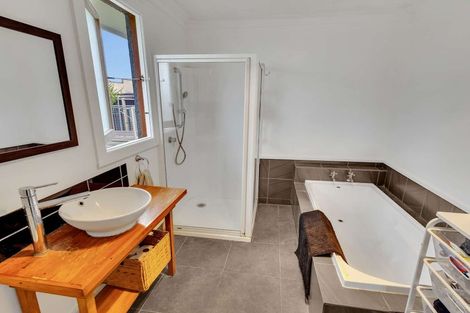 Photo of property in 205 Sylvan Road, Parkvale, Hastings, 4122