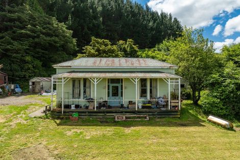 Photo of property in 178 Upper Waingawa Road, Kaituna, Masterton, 5888