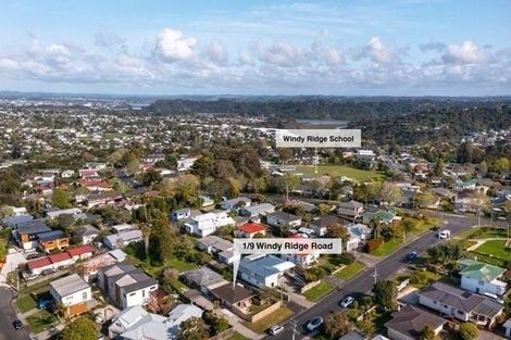 Photo of property in 1/9 Windy Ridge Road, Glenfield, Auckland, 0629