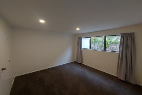 Photo of property in 66 Miromiro Road, Normandale, Lower Hutt, 5010