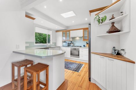 Photo of property in 57a Mellons Bay Road, Mellons Bay, Auckland, 2014