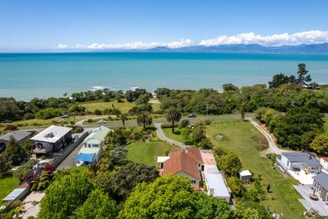 Photo of property in 18 Cliff Road, Tasman, Upper Moutere, 7173