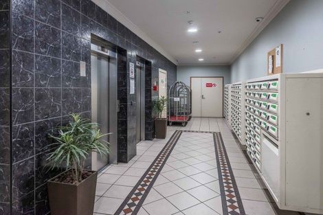 Photo of property in Atrium Apartments, 2h/154 The Terrace, Wellington Central, Wellington, 6011