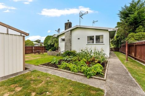 Photo of property in 1 Ruapae Grove, Trentham, Upper Hutt, 5018