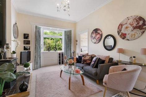 Photo of property in 11 Tilley Road, Paekakariki, 5034