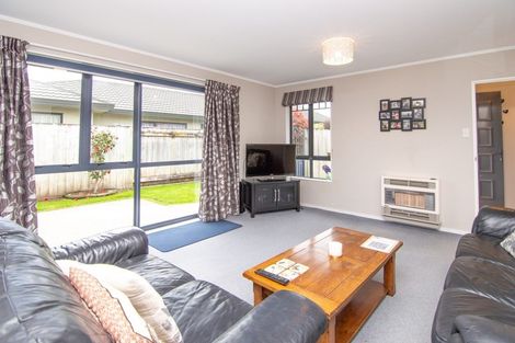 Photo of property in 12 Aspen Way, Kelvin Grove, Palmerston North, 4414