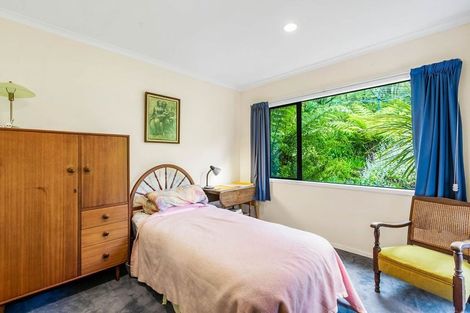 Photo of property in 37 Cochrane Avenue, Arkles Bay, Whangaparaoa, 0932