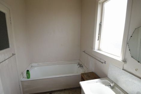 Photo of property in 93 Puriri Street, Gonville, Whanganui, 4501