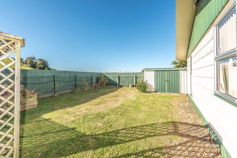 Photo of property in 14 Hood Street, Castlecliff, Whanganui, 4501