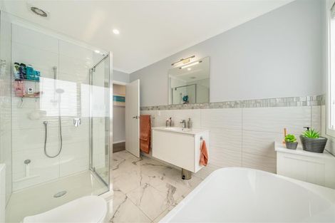 Photo of property in 12 Fenwick Crescent, Wallaceville, Upper Hutt, 5018