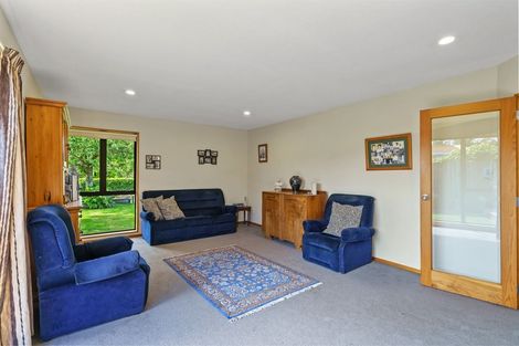 Photo of property in 12 Riverton Terrace, Halswell, Christchurch, 8025