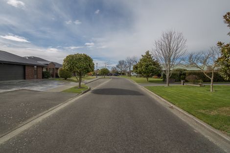 Photo of property in 15 Calvandra Grove, Rangiora, 7400
