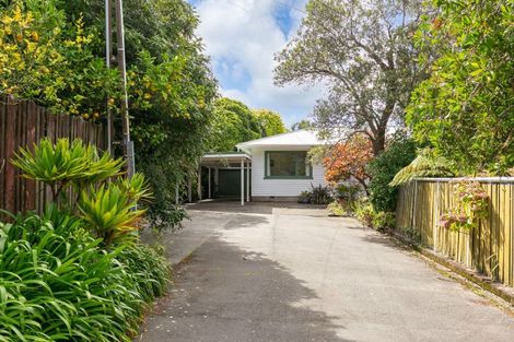 Photo of property in 8 Saint Johns Terrace, Tawa, Wellington, 5028