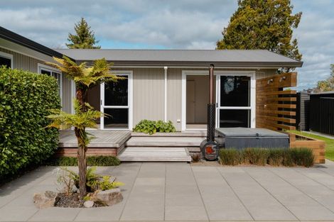 Photo of property in 22 Matipo Place, Edgecumbe, 3120