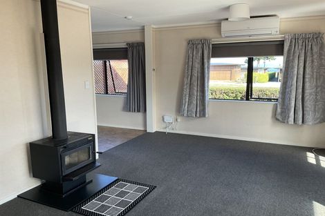 Photo of property in 13 Mahuta Road, Waitahanui, Taupo, 3378