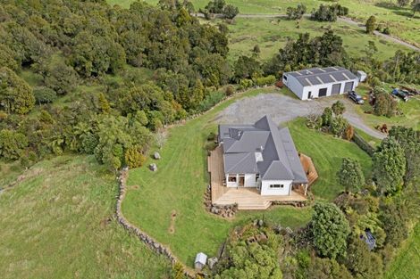 Photo of property in 3095 Carrington Road, Okato, New Plymouth, 4381