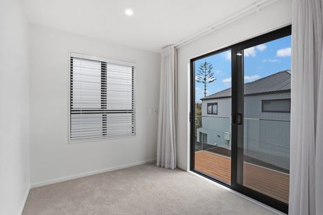 Photo of property in 19c Farwood Drive, Henderson, Auckland, 0612