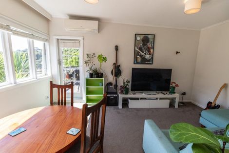 Photo of property in 11 Waiapu Road, Kelburn, Wellington, 6012