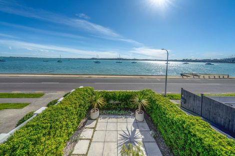 Photo of property in 8 The Parade, Bucklands Beach, Auckland, 2012