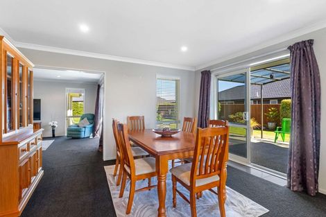 Photo of property in 44 Willowside Place, Amberley, 7410