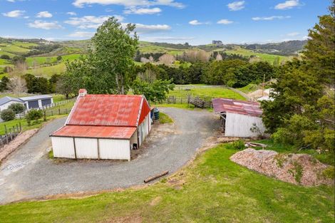 Photo of property in 124b Devich Road, Mangawhai, 0975