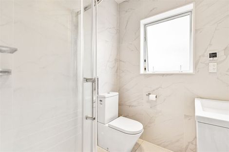 Photo of property in 18 Camp X Place, Whenuapai, Auckland, 0618