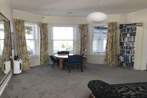 Photo of property in 6 Hadfield Terrace, Kelburn, Wellington, 6012