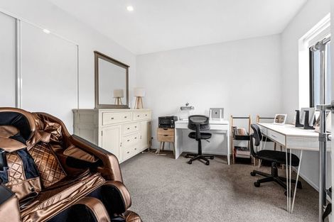 Photo of property in 33 Kabardin Street, Karaka, Papakura, 2113