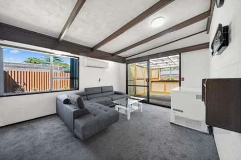 Photo of property in 19 Jordan Road, Mangere, Auckland, 2022